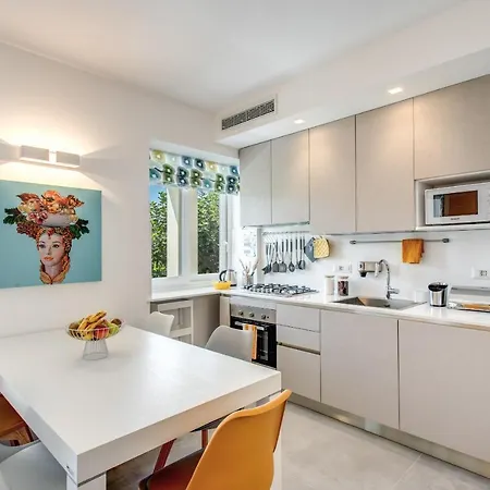 Andrilla By Feeling Italy With Pool, Views, Concierge, In The Town Centre