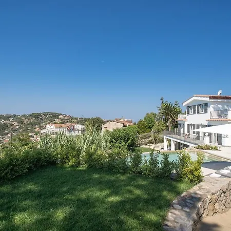 Andrilla By Feeling Italy With Pool, Views, Concierge, In The Town Centre