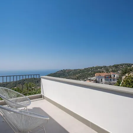 Andrilla By Feeling Italy With Pool, Views, Concierge, In The Town Centre * Massa Lubrense