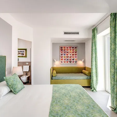 Andrilla By Feeling Italy With Pool, Views, Concierge, In The Town Centre *
