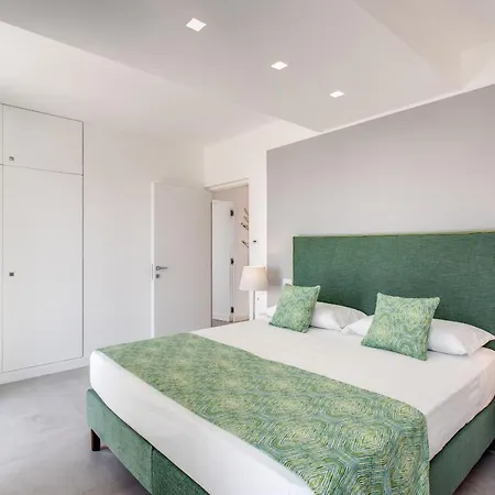 Andrilla By Feeling Italy With Pool, Views, Concierge, In The Town Centre Villa