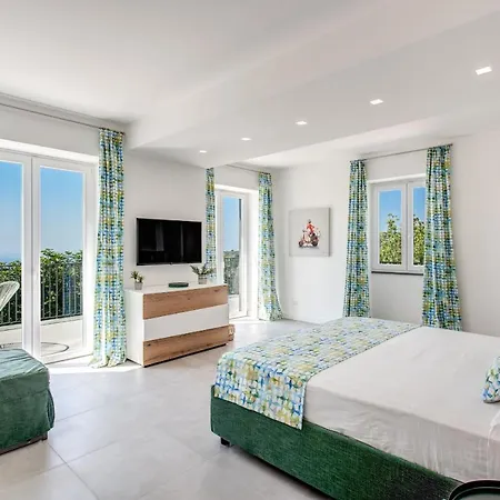 Andrilla By Feeling Italy With Pool, Views, Concierge, In The Town Centre